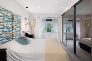 Photo 8- click for photo gallery